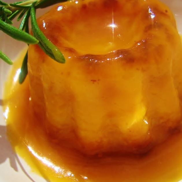 Cannelés bordelais abricots au crémeux d’abricots Romand’iz